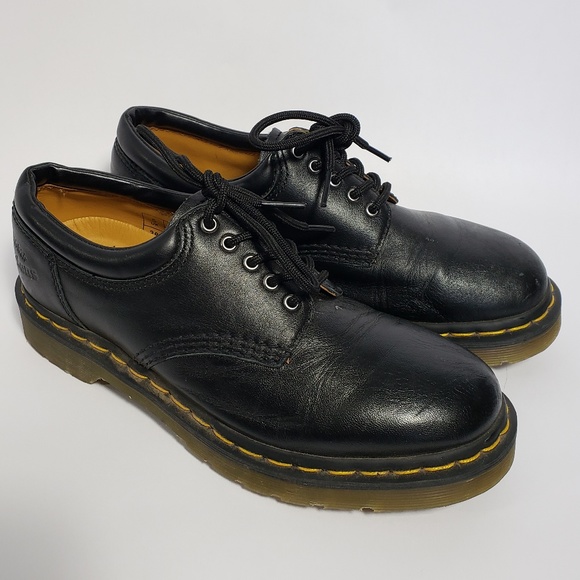 dr martens airwair original